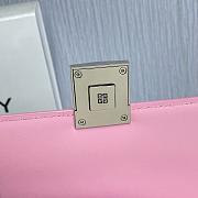 Fortok Givenchy Leather 4G Metal Buckle Chain Bag in Pink 20x13x5cm - 5