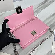 Fortok Givenchy Leather 4G Metal Buckle Chain Bag in Pink 20x13x5cm - 2