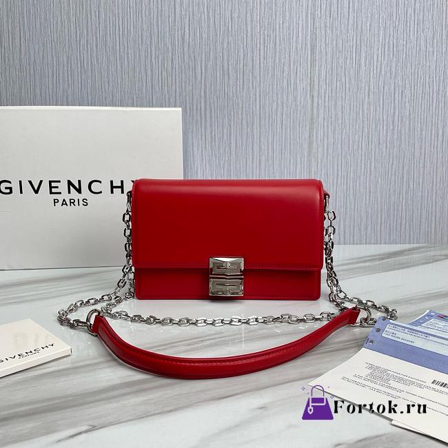 Fortok Givenchy Leather 4G Metal Buckle Chain Bag in Red 20x13x5cm - 1