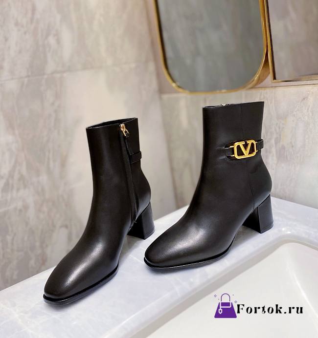 Fortok Valentino Vlogo Signature Calfskin Ankle Boots in Black 75mm - 1