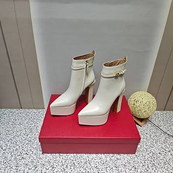 Fortok Valentino Sky-high Waterproof Platform and High-heeled Boots in White