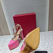 Fortok Valentino Garavani Rockstud Platform Pumps in Pink - 6