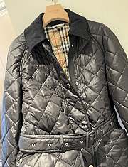 Fortok Burberry Diamond-quilted Belted Jacket in Black - 5