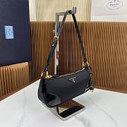 Fortok Prada Re-Edition 2002 Re-Nylon Shoulder Bag in Black 23.5x10x5cm - 6