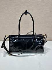 Fortok Prada Black Leather HandBag 32x15.5x12cm - 2
