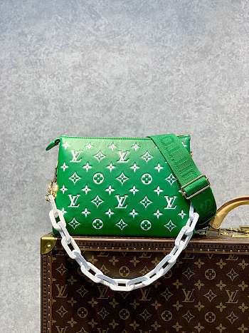 Fortok Louis Vuitton Coussin PM Green M57790 26x20x12cm