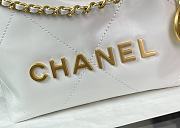 Fortok Chanel 22 White Grained Leather Handbag Gold Hardware 19x20x6cm - 5