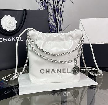 Fortok Chanel 22 White Grained Leather Handbag Silver Hardware 19x20x6cm