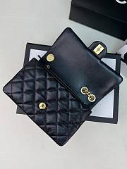 Fortok Chanel Lambskin Flap Bag in Black AS3393 14x22x8cm - 6