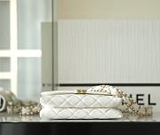 Fortok Chanel Clutch With Chain Crumpled Calfskin & Gold-Tone Metal White 13x18x6cm - 6