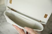 Fortok Chanel Clutch With Chain Crumpled Calfskin & Gold-Tone Metal White 13x18x6cm - 3
