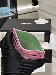 Fortok Chanel Flat Cardholder with Chain CC Pink Caviar with Gold Hardware 11x8cm - 4