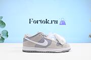 Fortok Nike SB Dunk Low 'Summit White' AR0778-110 Sneakers - 3