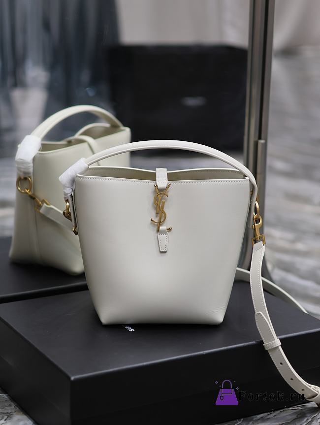 Fortok Saint Laurent LE 37 Bucket Bag White 749036 17×20×13cm - 1