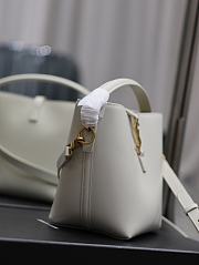 Fortok Saint Laurent LE 37 Bucket Bag White 749036 17×20×13cm - 4