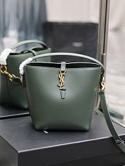 Fortok Saint Laurent LE 37 Bucket Bag Green 749036 17×20×13cm - 1