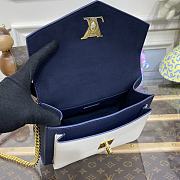 Fortok Louis Vuitton MyLockMe Chain Bag in Navy M20982 22.5x17x5.5cm  - 6