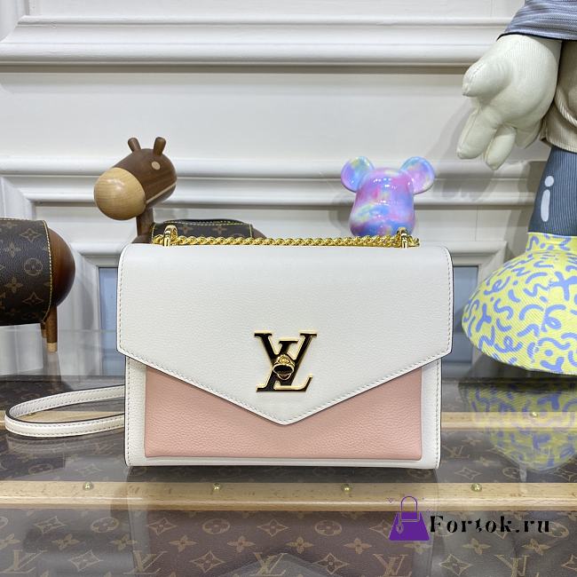 Fortok Louis Vuitton MyLockMe Chain Bag in White/Pink M22190 22.5x17x5.5cm - 1