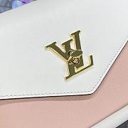 Fortok Louis Vuitton MyLockMe Chain Bag in White/Pink M22190 22.5x17x5.5cm - 3