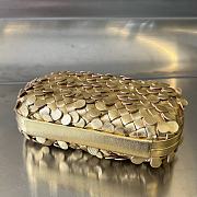 Fortok Bottega Veneta Gold Metallic Knot Leather Clutch Bag 19x11.5x5cm - 6