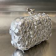 Fortok Bottega Veneta Silver Metallic Knot Leather Clutch Bag 19x11.5x5cm - 4