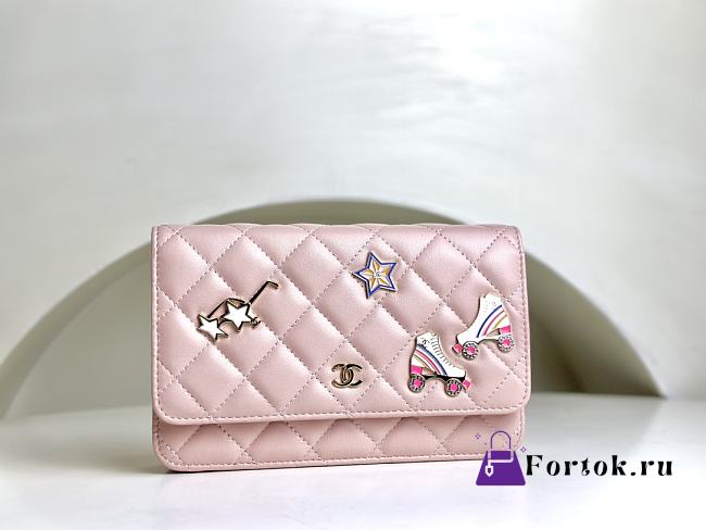 Fortok Chanel 24C Badge Woc Bag Pink A96045 19cm - 1
