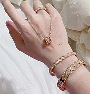 Fortok Van Cleef & Arpels Perlée Clovers Bracelet in Rose Gold/Gold/Silver - 5