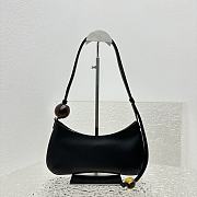 Fortok Jacquemus Black Le Bisou Perle Leather Shoulder Bag 27x10.5cm - 3