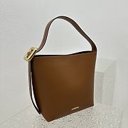 Fortok Jacquemus Le Petit Regalo Buckled Leather Shoulder Bag in Brown 20x22x10cm - 6