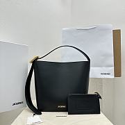 Fortok Jacquemus Le Petit Regalo Buckled Leather Shoulder Bag in Black 20x22x10cm - 1