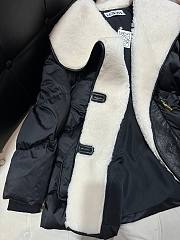 Fortok Loewe Coat Black With Fur Collar - 4