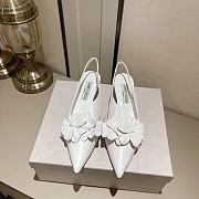 Fortok Jimmy Choo Amita Flowers 45 Slingback Pumps in White - 1