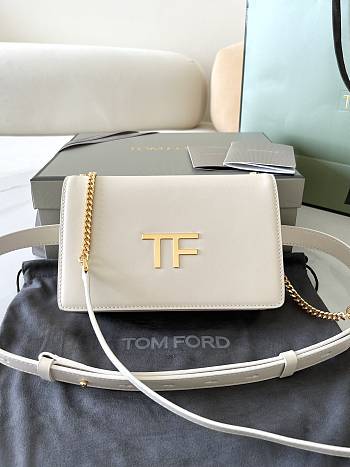 Fortok Tom Ford Shoulder Bag in White 16x10x4cm