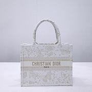 Fortok Dior Butterfly Zodiac Embroidery Tote Bag 36x27x16cm - 1