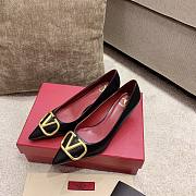 Fortok Valentino Gold Logo Pumps Black - 1