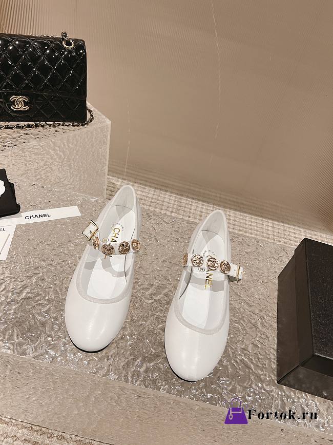 Fortok Chanel 23 Loafers in White - 1