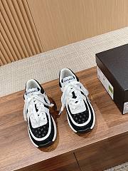 Fortok Chanel Black and White CC Embossed Logo Sneakers No.1 - 3