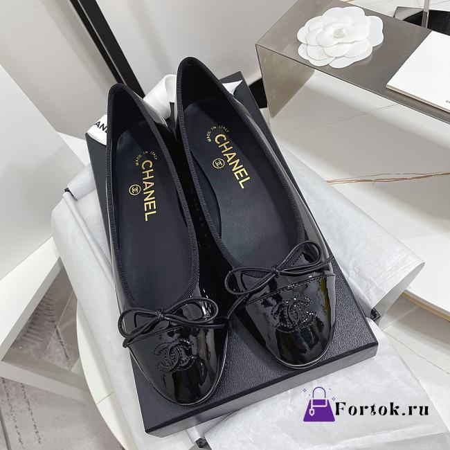 Chanel CC Cap Toe Lambskin Leather Ballet Flats Black - 1