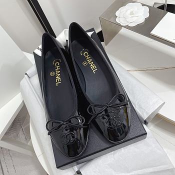 Chanel CC Cap Toe Lambskin Leather Ballet Flats Black