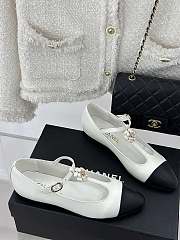 Fortok Chanel Lambskin T-strap Camellia Sandals White - 5