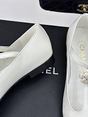 Fortok Chanel Lambskin T-strap Camellia Sandals White - 6