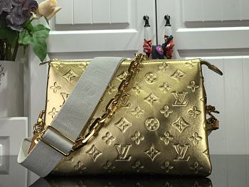 Fortok Louis Vuitton Coussin PM Bag Gold 20×26×12cm