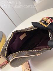 Fortok Louis Vuitton MM Croissant Bag Brown M46828 21x7x5cm - 6