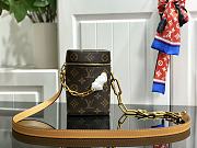 Fortok Louis Vuitton Phone Box M44914 11x6x16.5cm  - 1