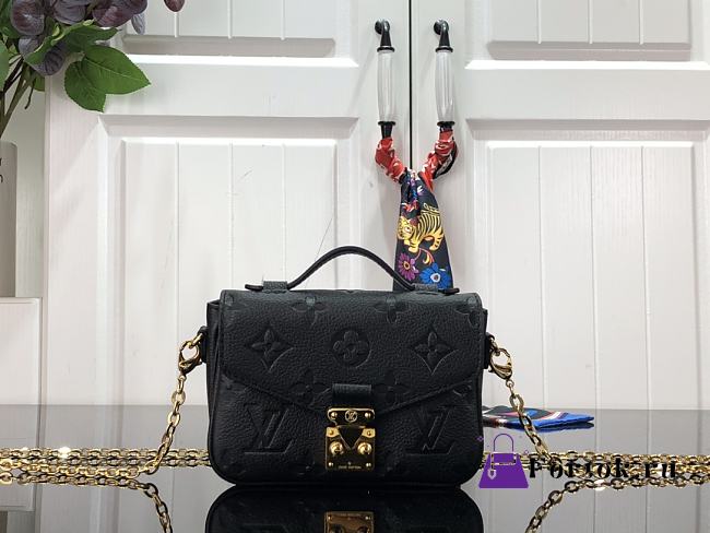 Fortok Louis Vuitton Micro Métis Bag Black M81390 14x11x3.5cm - 1