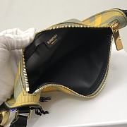 Fortok Burberry Sling Shield Check-pattern Shoulder Bag Yellow/Green 26x5.5x13.5cm - 4