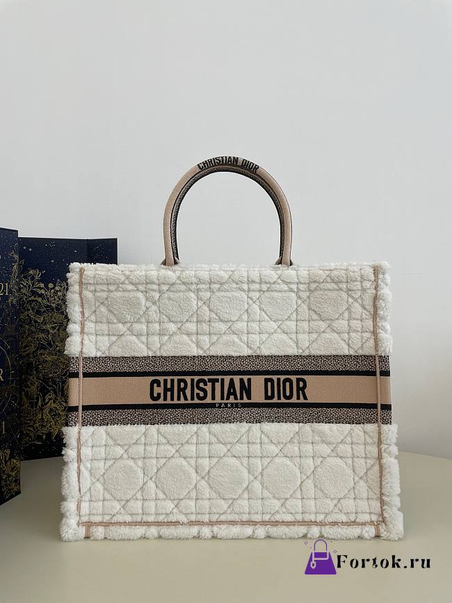 Fortok Dior Large Book Tote White Cannage Shearling 42cm - 1