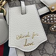Fortok Gucci Queen Margaret GG Supreme Top-Handle Bag White 25.5x17.5x13cm - 4