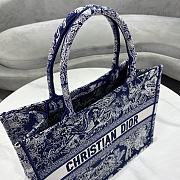 Fortok Dior Book Tote Blue Embroidery Reverse Jouy Print 36.5cm - 3