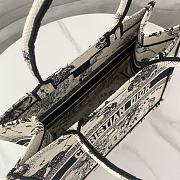 Fortok Dior Tote Book Tote Cream and Black Dior Zodiac Embroidery 36.5x28x17.5cm - 5